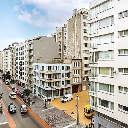 Hotel In With Balcony Ostend